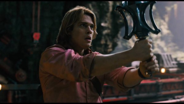 股票配资首选门户网站 “赐予我力量吧！”80后DNA动了！希曼真人电影定档6月